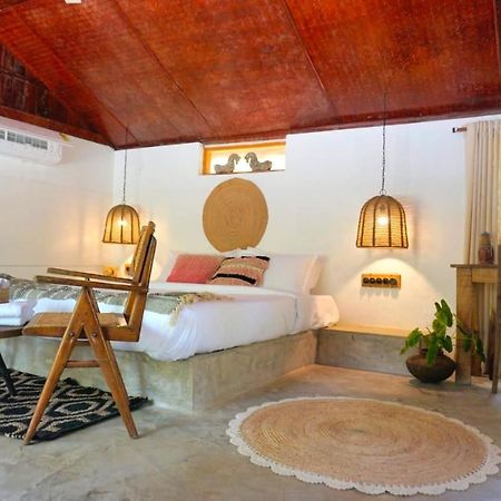 Sunsets And Palm Trees Bed & Breakfast Alappuzha ภายนอก รูปภาพ