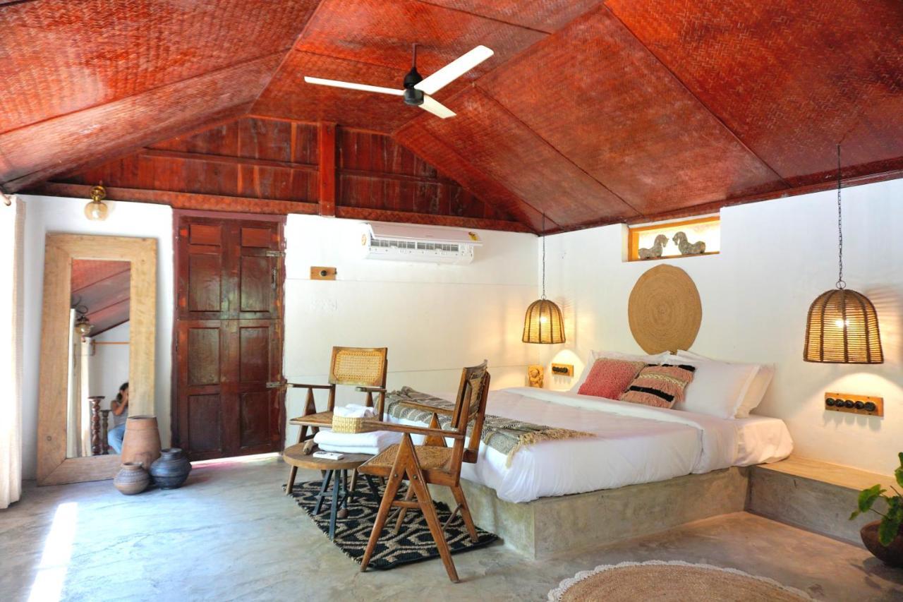 Sunsets And Palm Trees Bed & Breakfast Alappuzha ภายนอก รูปภาพ
