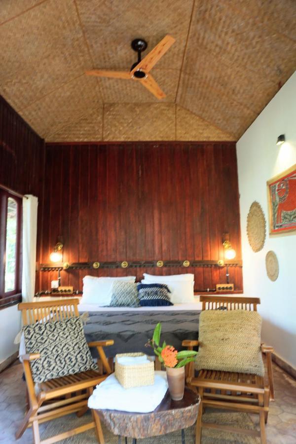 Sunsets And Palm Trees Bed & Breakfast Alappuzha ภายนอก รูปภาพ